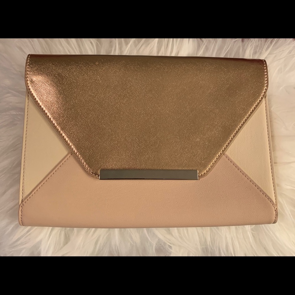 Express Gold & Tan Clutch ✨